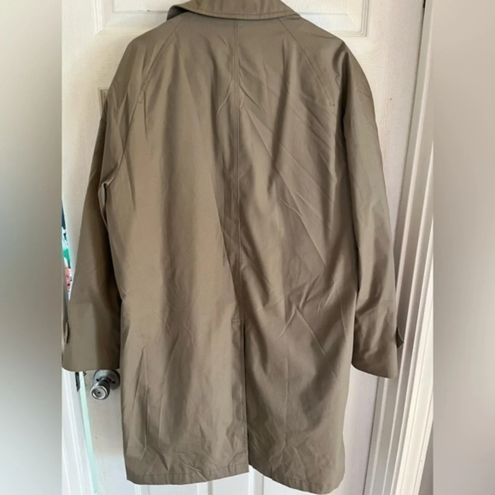 London Fog Men’s Vintage Lined Trench‎ Coat Size 42 Reg. Tan Button Down